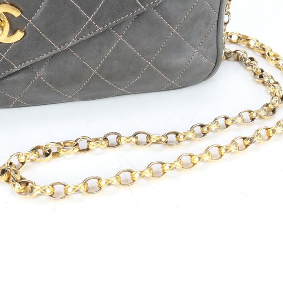 Chanel Matelasse Shoulder Bag for Women with Guarantee, Serial Number, and Bo... - Picture 3 of 14